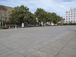 13. Ulrich Square
